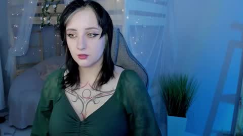 Snapshot of asheluck chatting on 10.23.25 AshleyAshe online show from 10.23.25