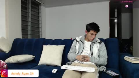 Snapshot of ashely_ryan24 chatting on 01.29.25 Ashley And Ryan online show from 01.29.25