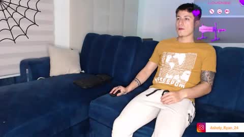 Ashley And Ryan  online show from 10.28.25