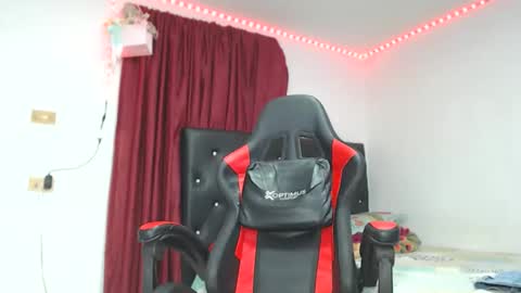 ashelyhots9inches online show from 02.08.26