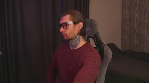 Jerk Machine online show from 02.11.26