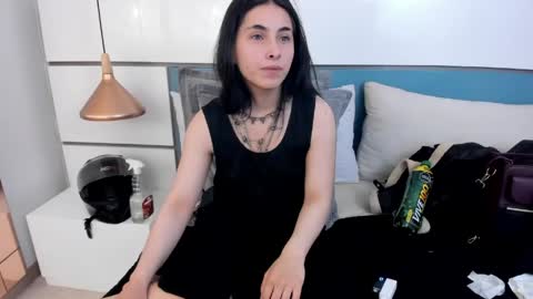 Snapshot of ashkoreh chatting on 04.28.26 Ashkoreh online show from 04.28.26