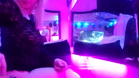 Ashl33mackenzi3 online show from 02.12.25