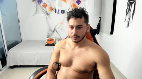 ashlan_king online show from 10.31.25