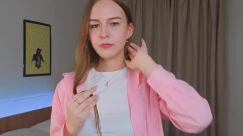 Snapshot of ashlealavender chatting on 03.18.26 April online show from 03.18.26