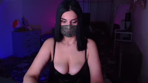   Yasmina   online show from 12.09.24