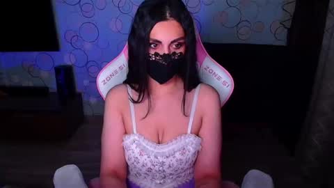   Yasmina   online show from 12.02.25