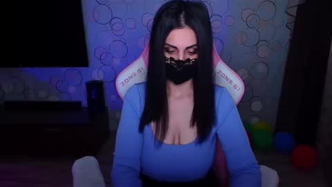   Yasmina   online show from 04.05.26