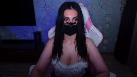   Yasmina   online show from 06.19.26