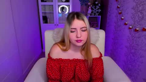 Snapshot of ashley__rous chatting on 01.10.25 Ashley online show from 01.10.25
