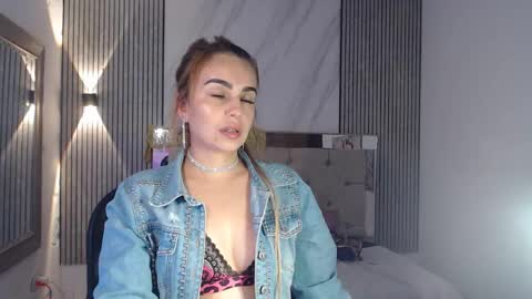 ashley__tylor online show from 01.14.26