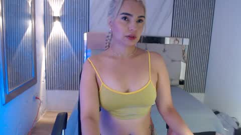 Snapshot of ashley__tylor chatting on 07.10.26 ashley__tylor online show from 07.10.26