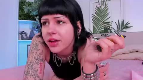 Snapshot of ashley_alt chatting on 07.25.26 Ashley online show from 07.25.26