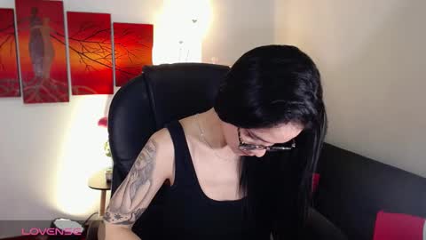 Snapshot of ashley_amoret94 chatting on 09.25.25 ashley_amoret94 online show from 09.25.25