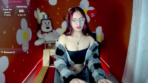 Snapshot of ashley_erotic chatting on 06.17.26 Ashley online show from 06.17.26