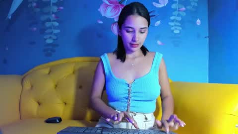 Snapshot of ashley_fresita chatting on 01.05.25 ASHLEY online show from 01.05.25