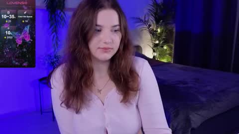 Snapshot of ashley_glen chatting on 10.18.25   online show from 10.18.25