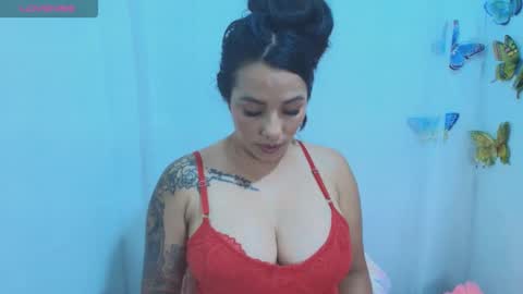 Snapshot of ashley_joyx_ chatting on 05.18.26 ashley_joyx_ online show from 05.18.26