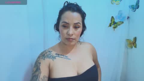 Snapshot of ashley_joyx_ chatting on 05.27.26 ashley_joyx_ online show from 05.27.26