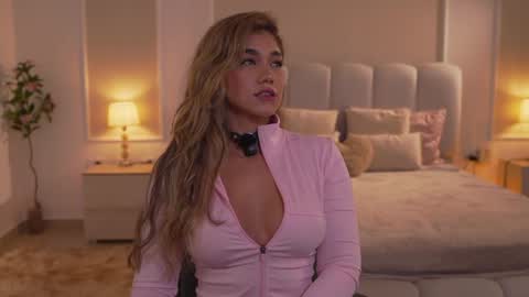  Ashley  online show from 11.22.25