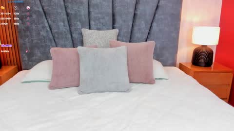 Snapshot of ashley_smith_x chatting on 12.14.24 Sara Smith online show from 12.14.24