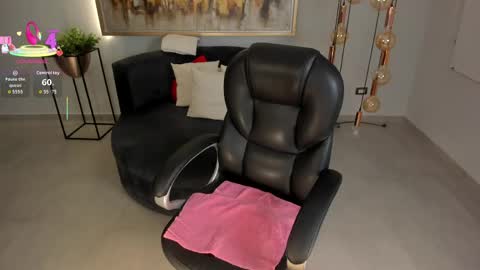 Ashley Jhonson  online show from 04.24.26