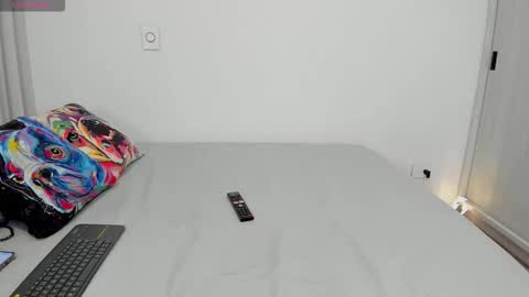 Snapshot of ashleyknightt chatting on 12.05.25 Ashley knight online show from 12.05.25