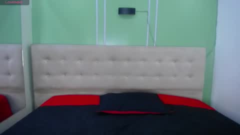 Snapshot of ashleythompsonn chatting on 02.26.25 AshleyThompsonn online show from 02.26.25