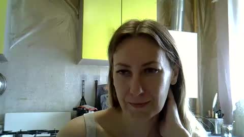 Snapshot of ashleyxhoney chatting on 06.01.26 AshleyXHoney online show from 06.01.26