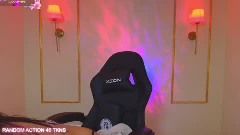 Snapshot of ashleyy__fox chatting on 05.21.26 Hi Im Ashley Dont forget to follow me to have me close to you online show from 05.21.26