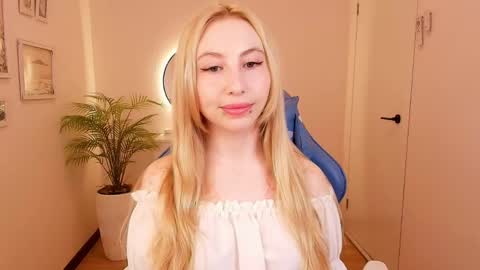 Victoria  online show from 05.27.26
