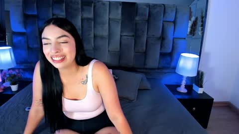 Snapshot of ashly_bloom chatting on 05.20.26 Ashly online show from 05.20.26