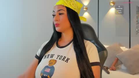 Snapshot of ashly_moonn chatting on 06.12.26 A S H L Y online show from 06.12.26