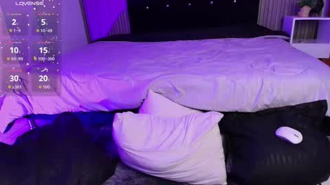    online show from 11.03.25