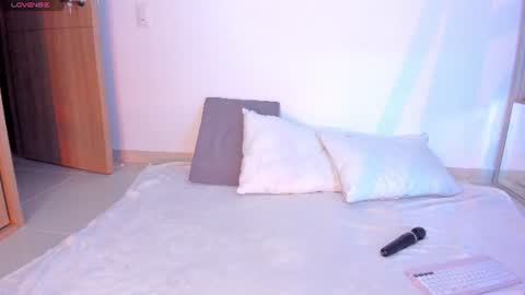 Snapshot of ashlye_stone chatting on 06.14.26 Paula Baleta online show from 06.14.26