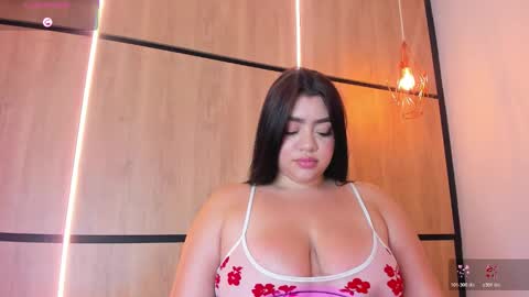 Snapshot of ashlyn_parker chatting on 12.13.25 ashlyn online show from 12.13.25