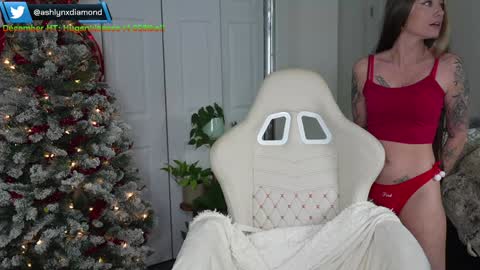 Ashlyndiamond online show from 12.23.24