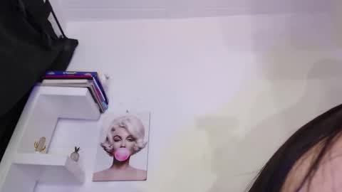 Snapshot of ashlyvesneva chatting on 02.06.25 Ashly online show from 02.06.25