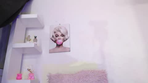 Snapshot of ashlyvesneva chatting on 03.04.25 Ashly online show from 03.04.25