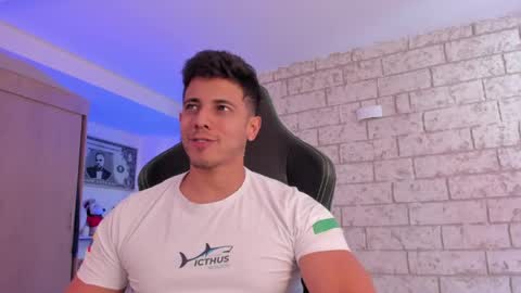Snapshot of ashton_coleman_ chatting on 05.27.26 my name real is camilo online show from 05.27.26