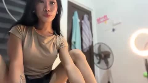 Snapshot of asian_aki chatting on 03.17.26 Marj online show from 03.17.26
