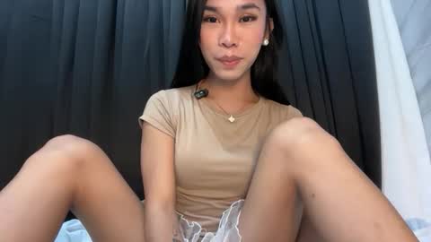 Snapshot of asian_aki chatting on 04.04.26 Marj online show from 04.04.26