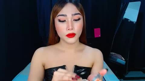 baby caulix online show from 09.11.25