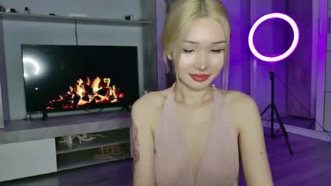 Snapshot of asian_euphoria chatting on 07.24.26 Dju online show from 07.24.26