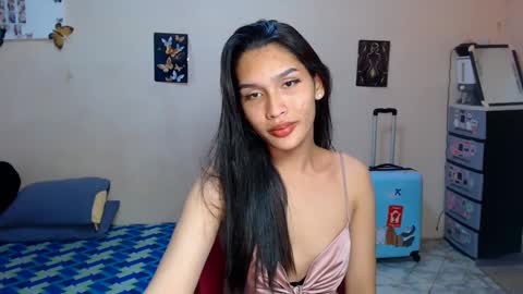 Snapshot of asian_glamm chatting on 02.27.25 ANITA online show from 02.27.25