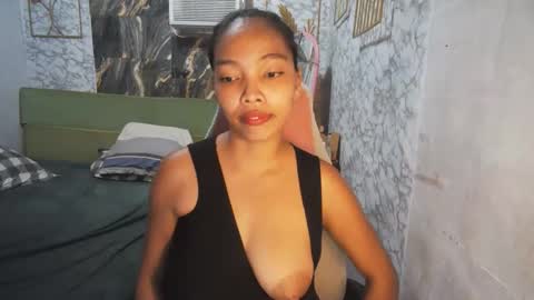 Snapshot of asian_janeth chatting on 04.19.26 im janeth single mom online show from 04.19.26