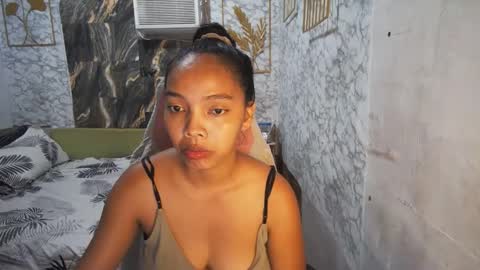 Snapshot of asian_janeth chatting on 05.07.26 im janeth single mom online show from 05.07.26