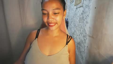 Snapshot of asian_janeth chatting on 05.20.26 im janeth single mom online show from 05.20.26