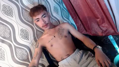 Snapshot of asian_kimxxx chatting on 12.25.24 don online show from 12.25.24