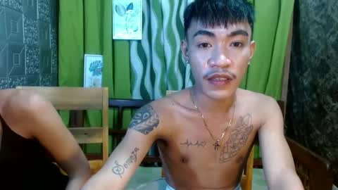Snapshot of asian_kimxxx chatting on 01.10.25 don online show from 01.10.25